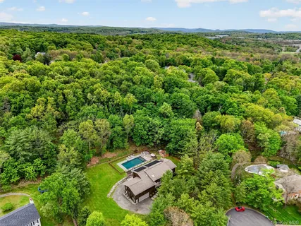 $1,200,000 | 8 Pine Tree Lane, Goshen, NY 10924