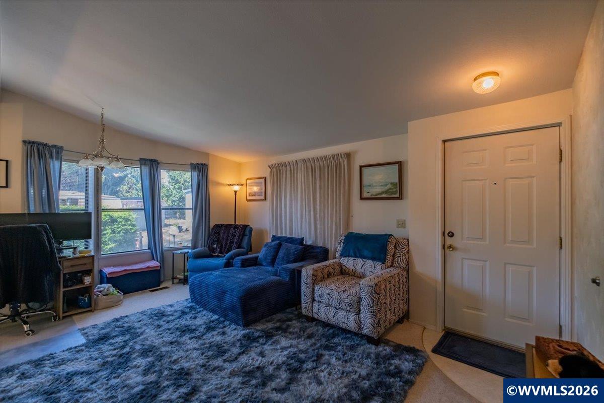 4915 Swegle Road Northeast, Unit 13 Salem, OR 97301 - Photo 5 of 28 Gallery Image 5