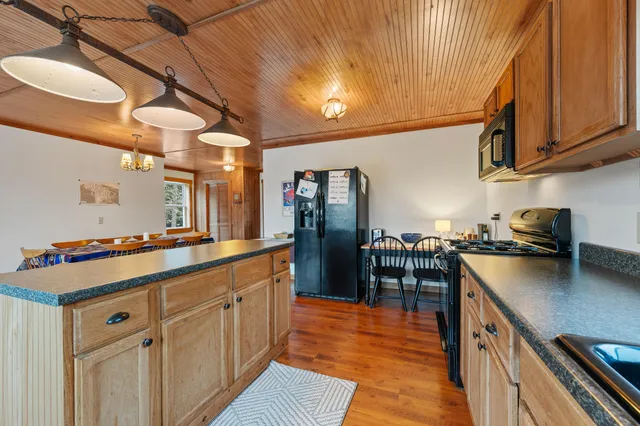 $459,000 | 80 Wilsons Mills Road, Oquossoc, ME 04964