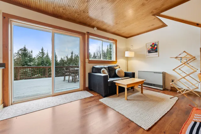 $459,000 | 80 Wilsons Mills Road, Oquossoc, ME 04964