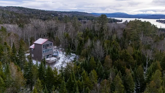 $459,000 | 80 Wilsons Mills Road, Oquossoc, ME 04964