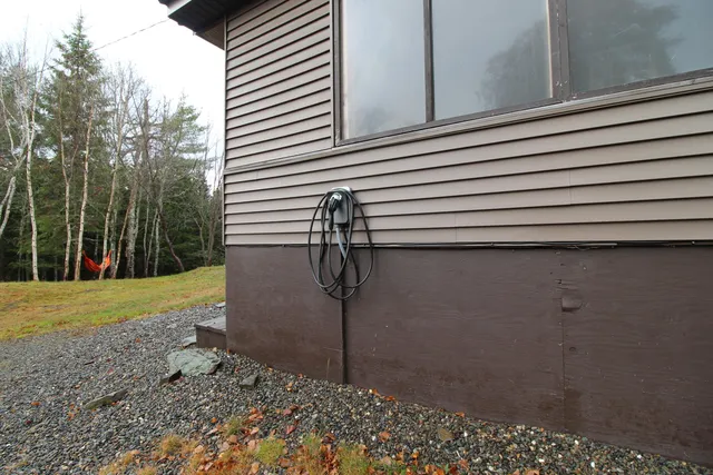 $459,000 | 80 Wilsons Mills Road, Oquossoc, ME 04964