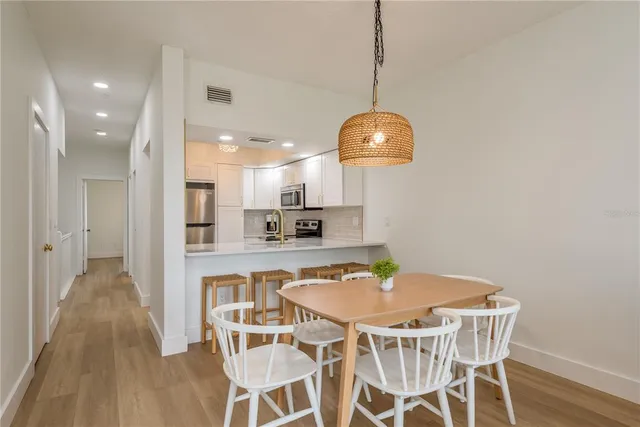 $4,250 | 320 Island Way, Unit 209, Clearwater Beach, FL 33767