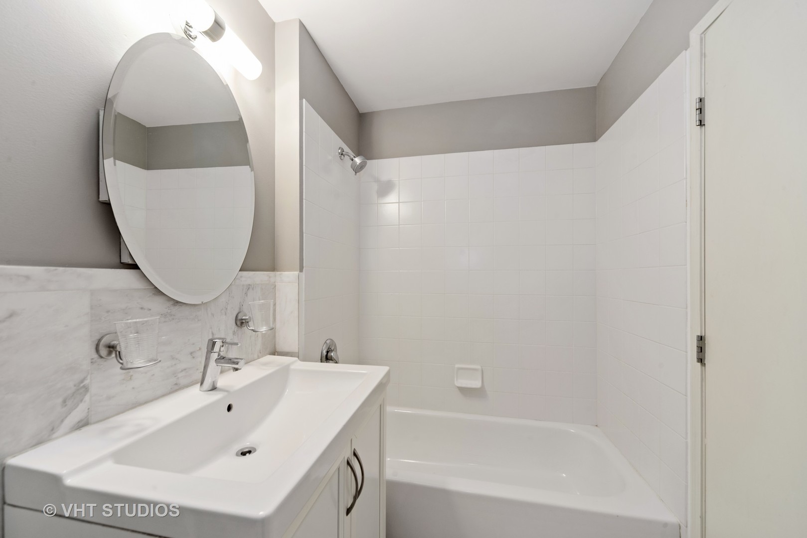 21 West Chestnut Street, Unit 709 Chicago, IL 60610 - Photo 13 of 24