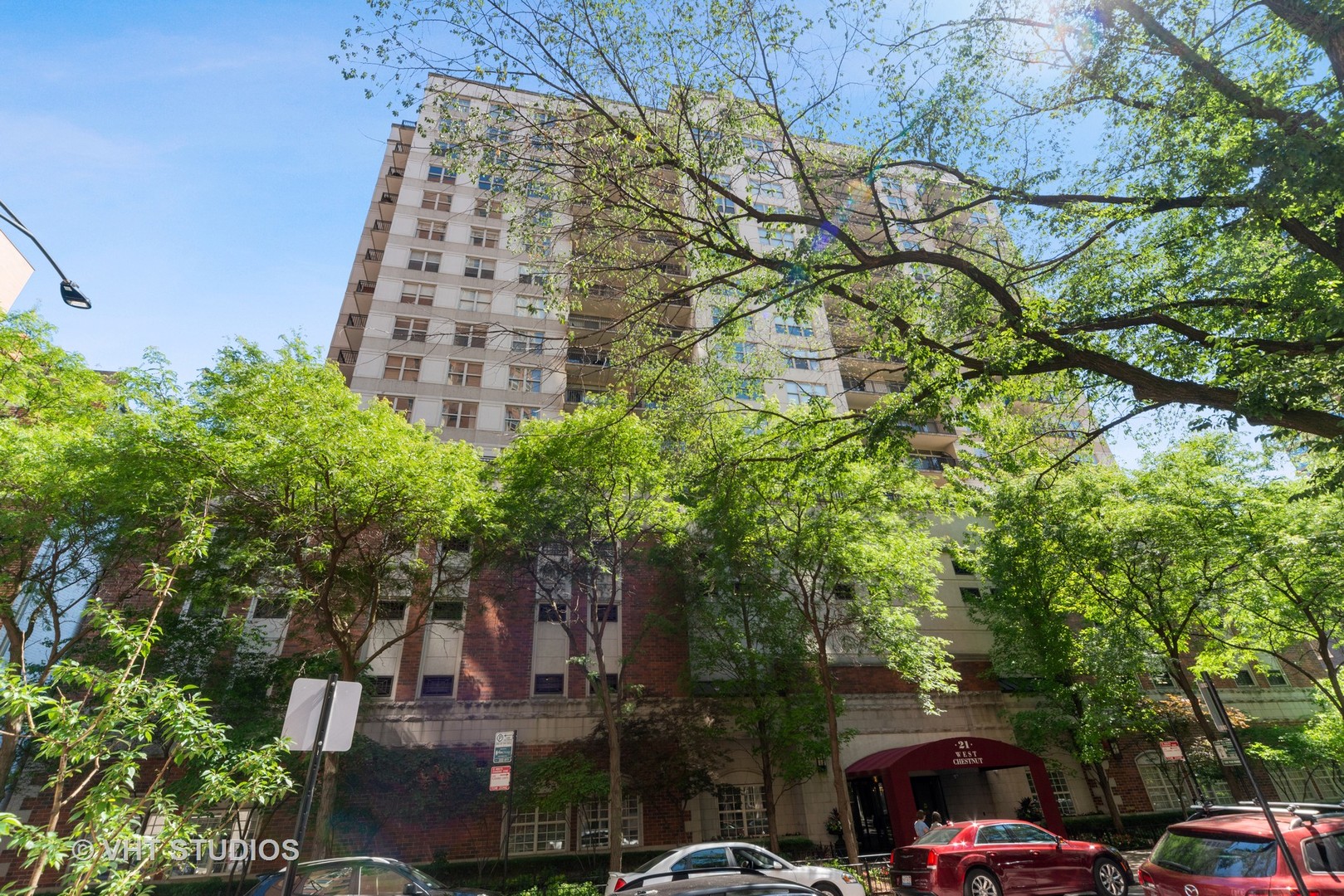 21 West Chestnut Street, Unit 709 Chicago, IL 60610 - Photo 18 of 24