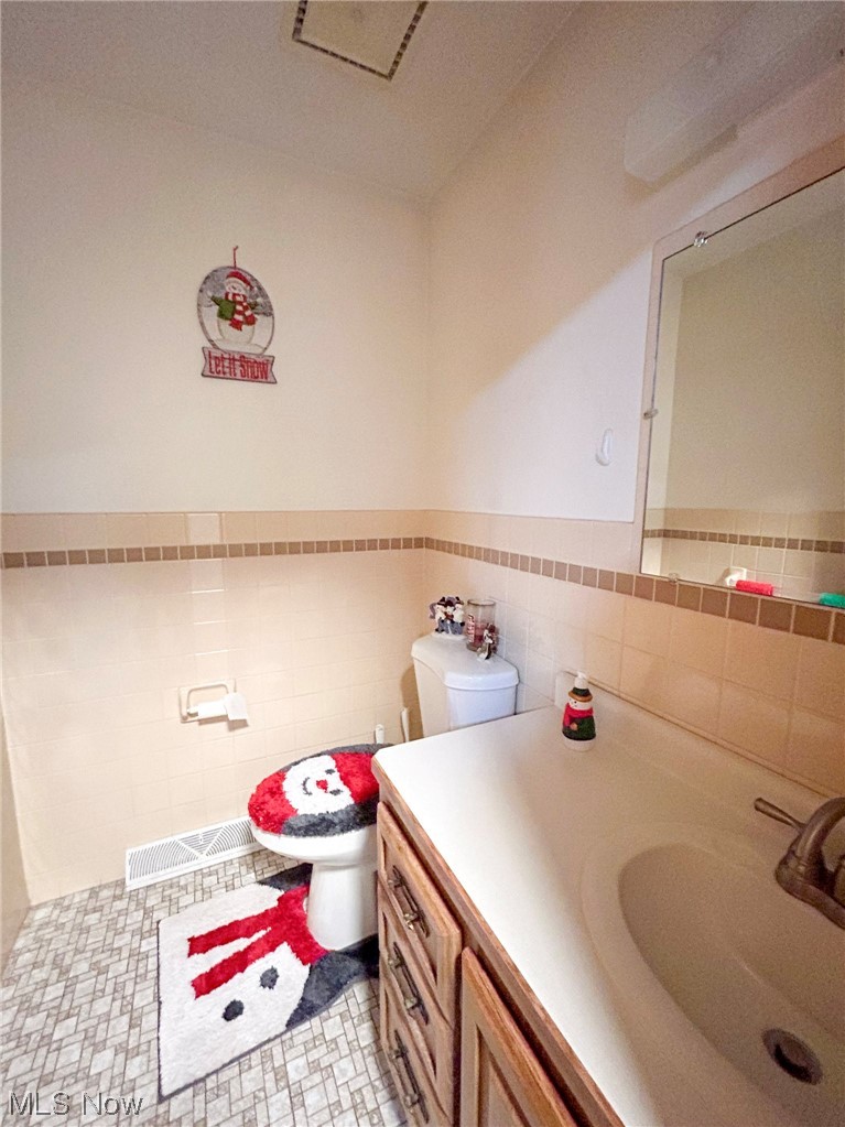 3055 South Raccoon Road Youngstown, OH 44511 - Photo 8 of 29 Gallery Image 8