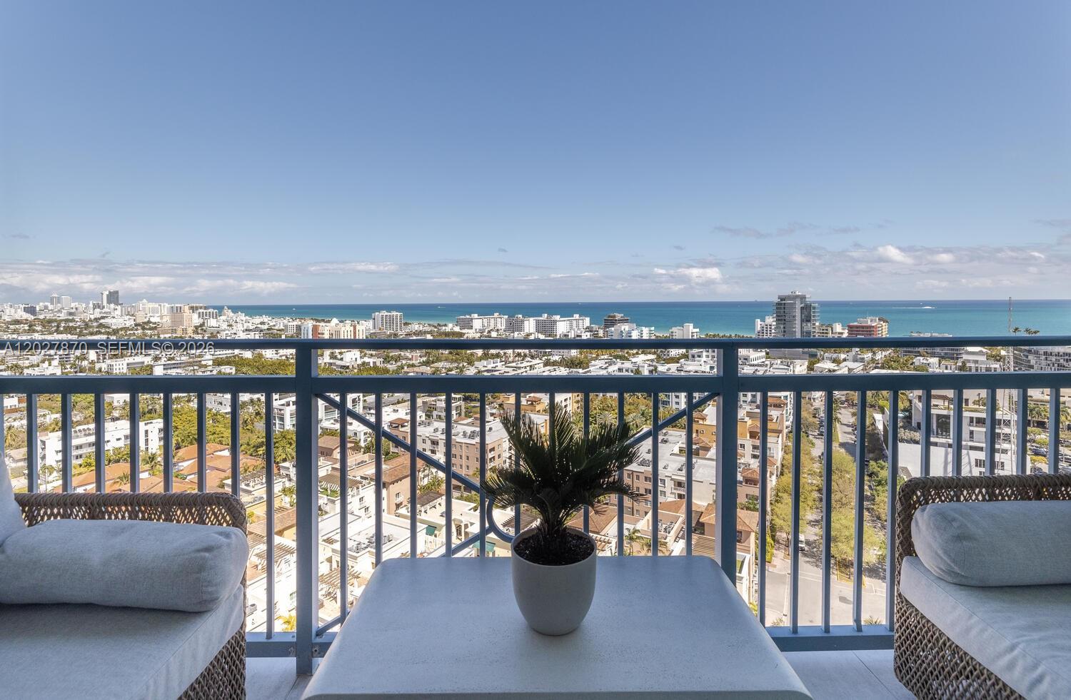 90 Alton Road, Unit 2207 Miami Beach, FL 33139 - Photo 10 of 24