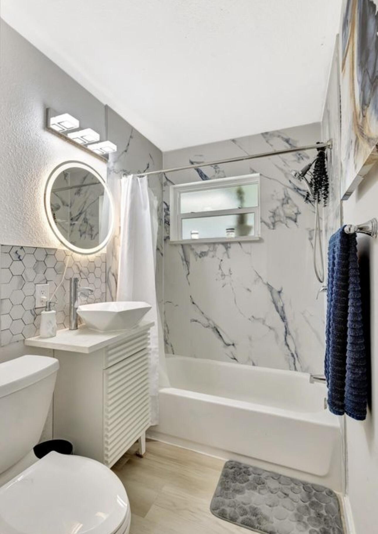 115 West 31st Court Riviera Beach, FL 33404 - Photo 12 of 21 Bath 1