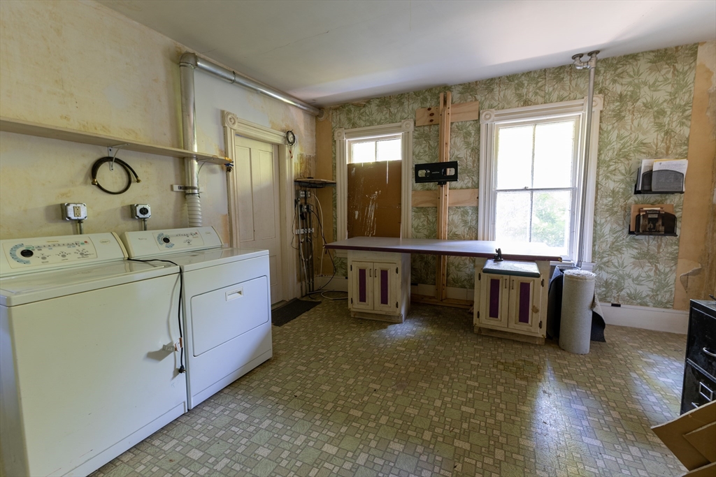 89 Patriots Road Templeton, MA 01468 - Photo 2 of 16 Gallery Image 2