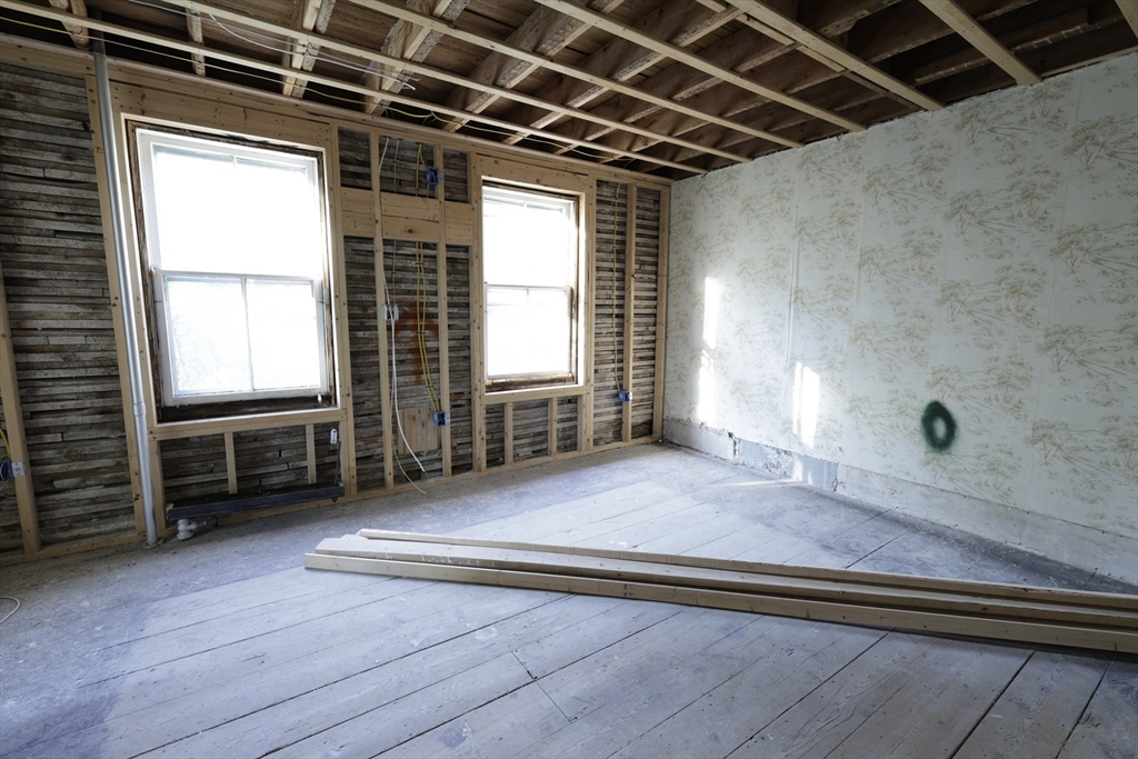 89 Patriots Road Templeton, MA 01468 - Photo 4 of 16 Gallery Image 4