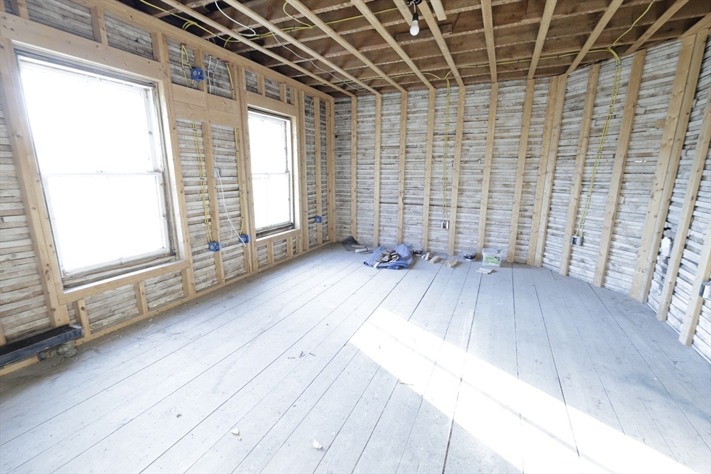 89 Patriots Road Templeton, MA 01468 - Photo 6 of 16 Gallery Image 6