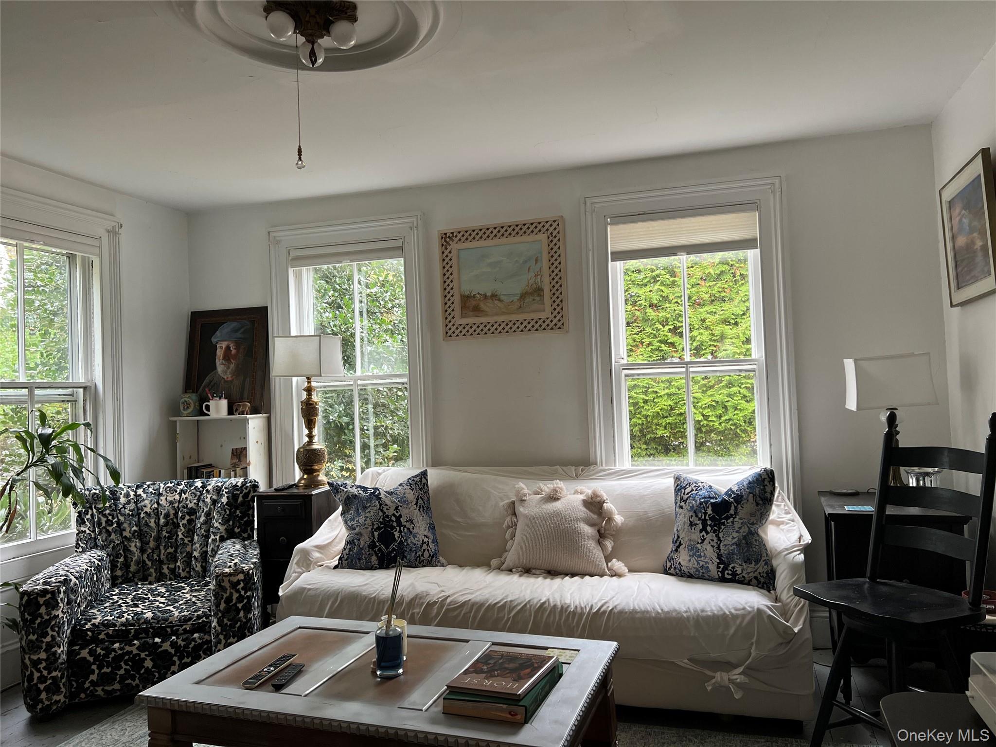 11930 Main Road East Marion, NY 11939 - Photo 4 of 11