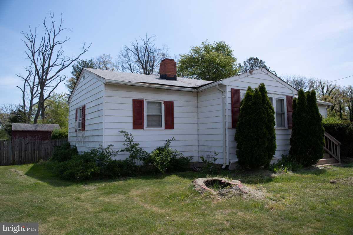 3723 West Ox Road Fairfax, VA 22033 - Photo 2 of 13