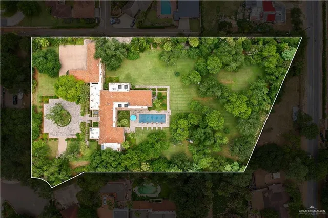 an aerial view of a garden