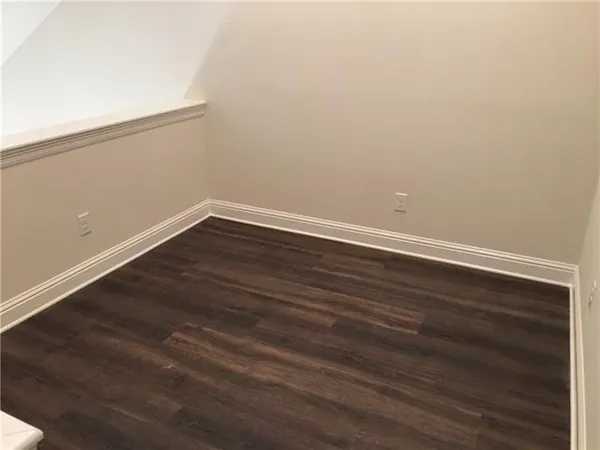 $1,895 | 708 Heavens Drive, Unit E, Mandeville, LA 70471