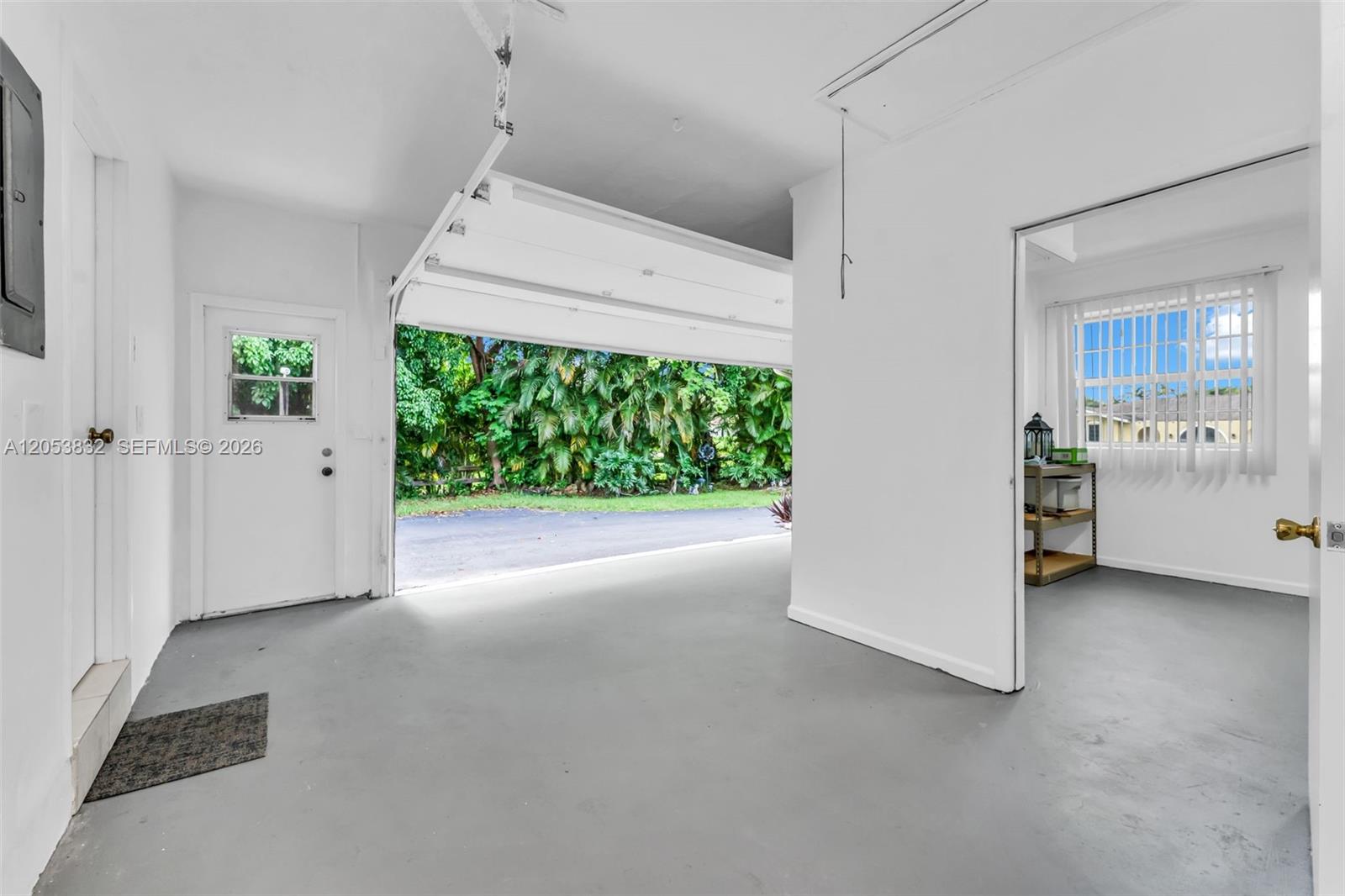11501 Southwest 3rd Street Plantation, FL 33325 - Photo 14 of 32