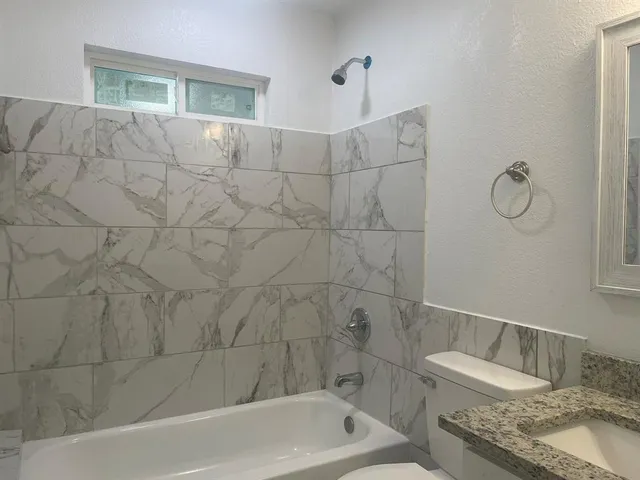 $284,900 | 2512 East Overton Road, Dallas, TX 75216