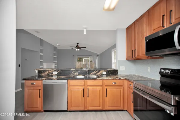 $2,300 | 757 MacKenzie Circle, St. Augustine, FL 32092