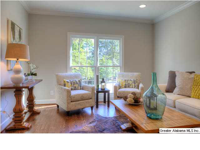 2028 Chestnut Road Vestavia Hills, AL 35216 - Photo 2 of 26