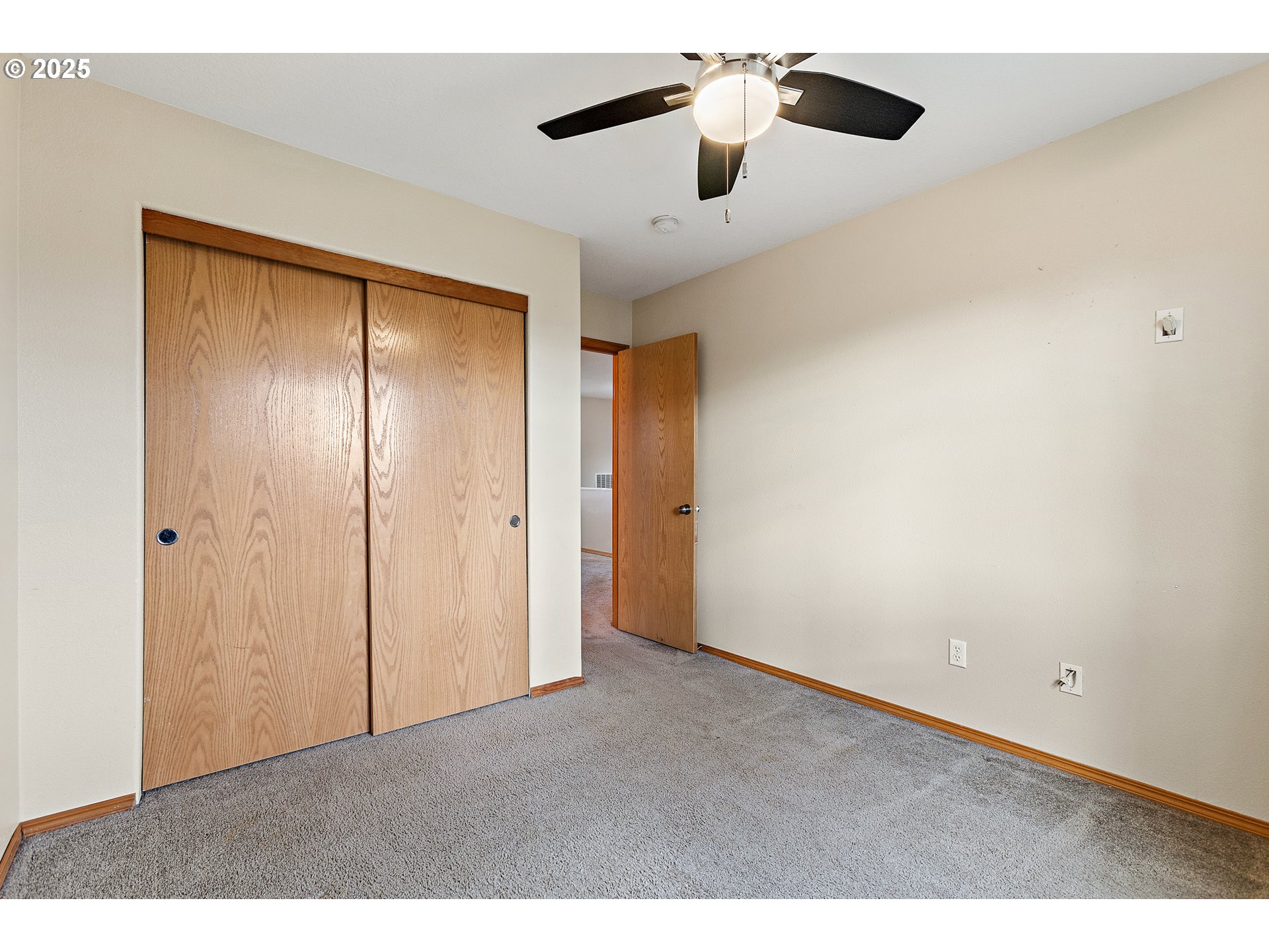 20794 Walnut Street Northeast Aurora, OR 97002 - Photo 28 of 36 Bedroom