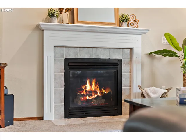 $519,900 | 20794 Walnut Street Northeast, Aurora, OR 97002