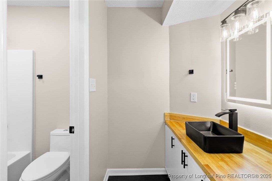 1720 Lyon Road Fayetteville, NC 28303 - Photo 21 of 31 Gallery Image 21
