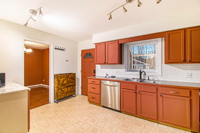 $225,000 | 2409 Victor Avenue, Lansing, MI 48911