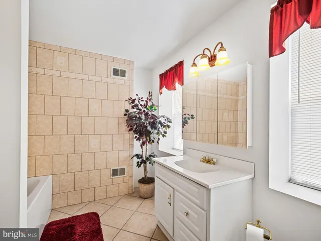 $250,000 | 419 West 23rd Street, Baltimore, MD 21211