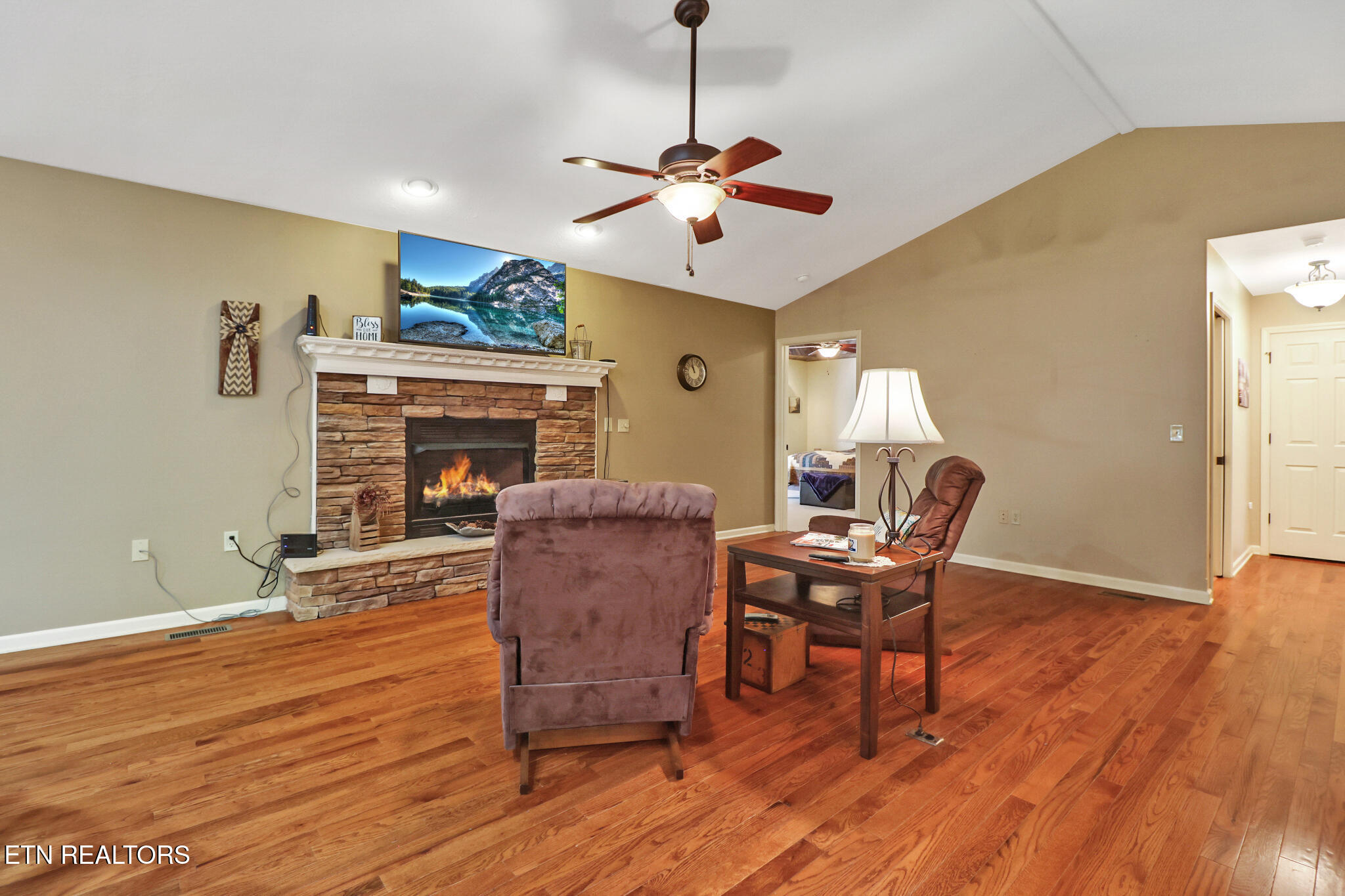 224 Victoria Circle Jamestown, TN 38556 - Photo 12 of 51 if1a1114-if1a1118_optional