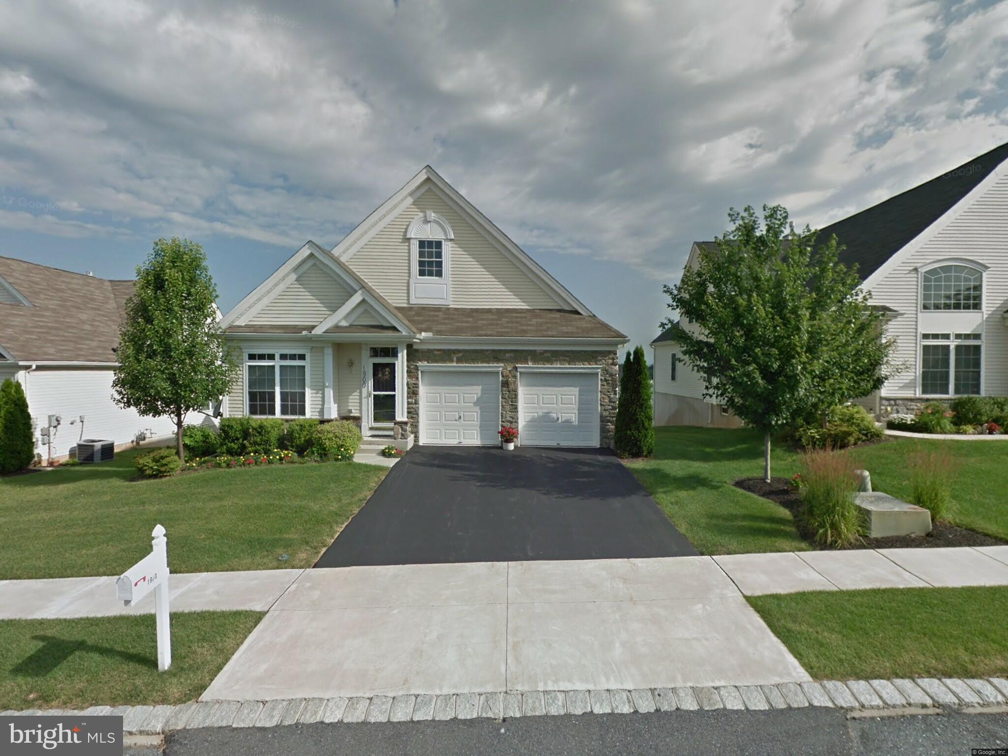 1900 Speedwell Road Lancaster, PA 17601 - Photo 3 of 48 WELCOME HOME!