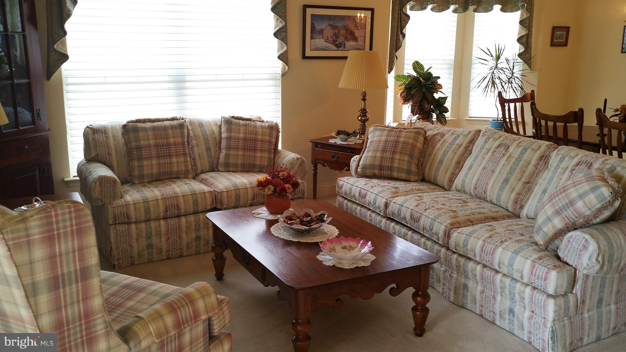 1900 Speedwell Road Lancaster, PA 17601 - Photo 6 of 48 FORMAL LIVING ROOM