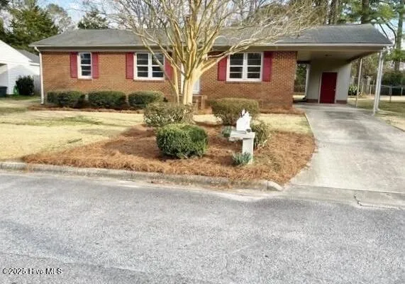 $1,575 | 211 Nichols Drive, Greenville, NC 27858