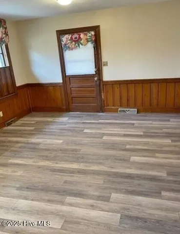 $1,575 | 211 Nichols Drive, Greenville, NC 27858