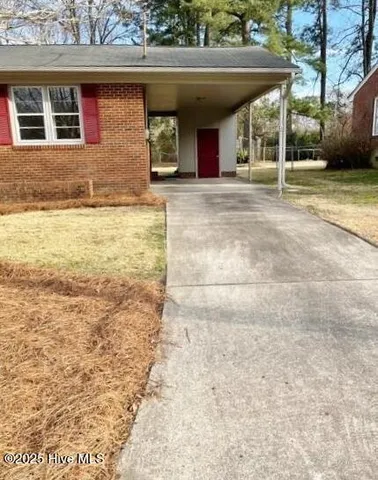 $1,575 | 211 Nichols Drive, Greenville, NC 27858