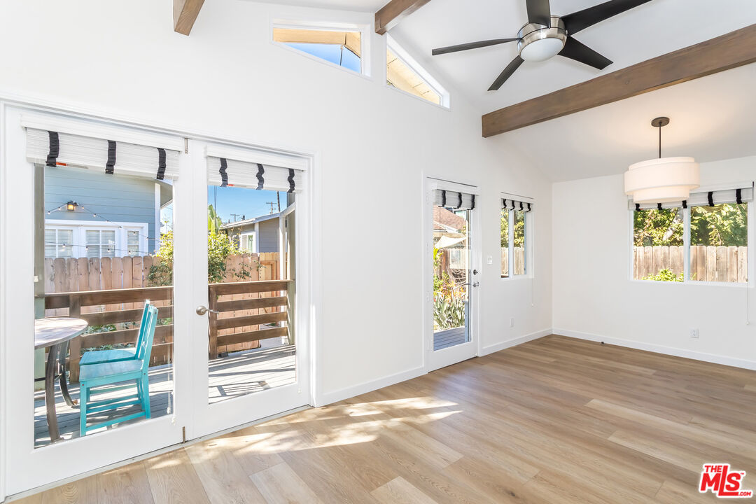 336 Rennie Avenue, Unit C Venice, CA 90291 - Photo 8 of 23 a view of an empty room with a window
