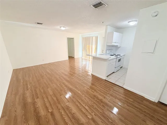 $1,800 | 34 Crossings Circle, Unit D, Boynton Beach, FL 33435