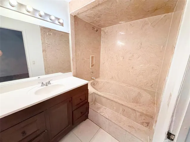 $1,800 | 34 Crossings Circle, Unit D, Boynton Beach, FL 33435