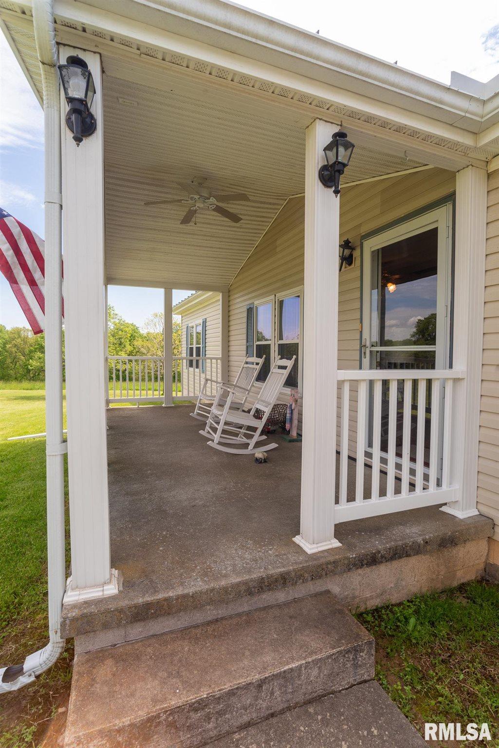 430 Sneed Road Carbondale, IL 62902 - Photo 7 of 25 Gallery Image 7
