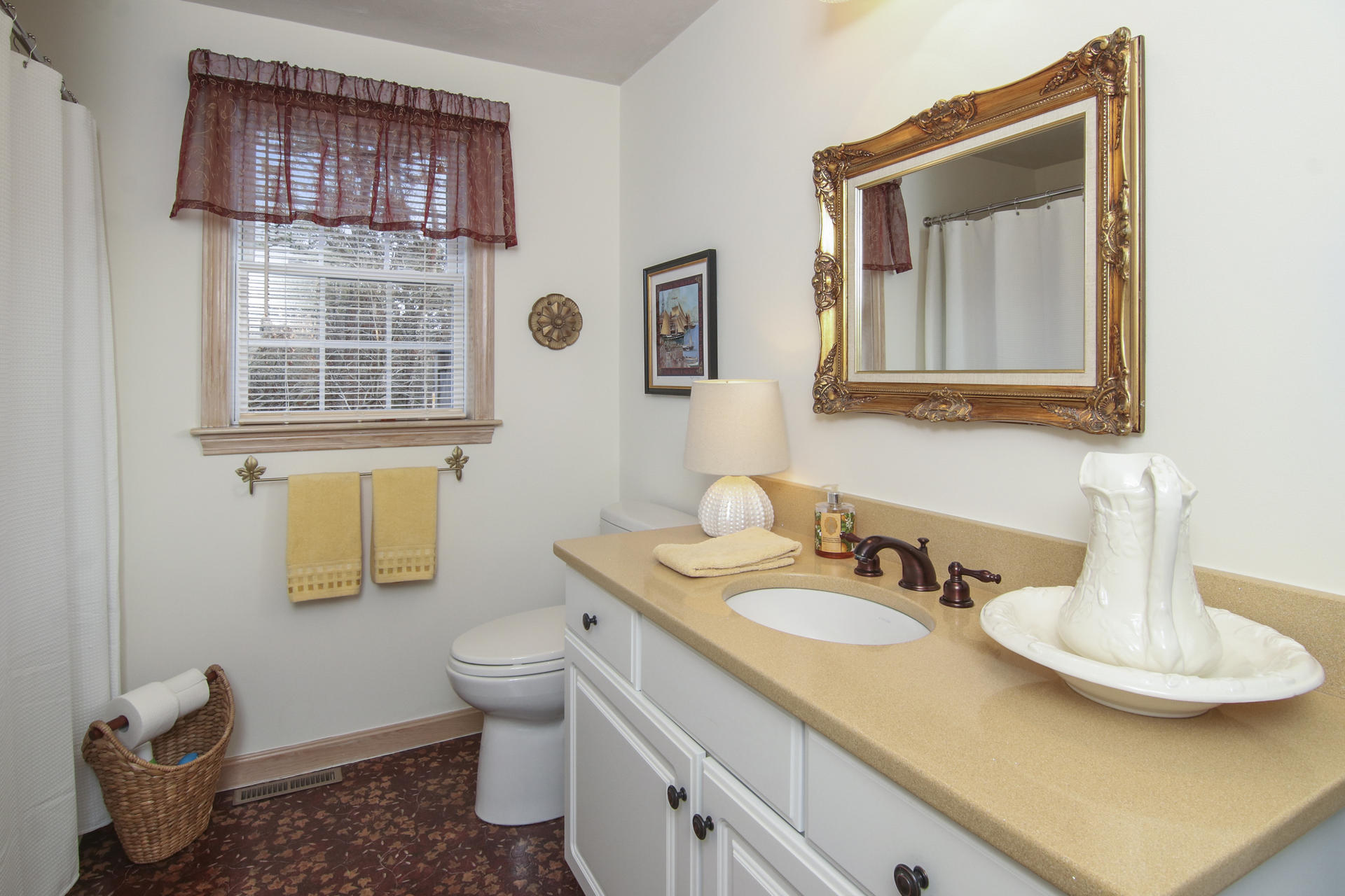 7 Haromar Heath Road Harwich, MA 02645 - Photo 9 of 24 008-photo-bathroom-7928569