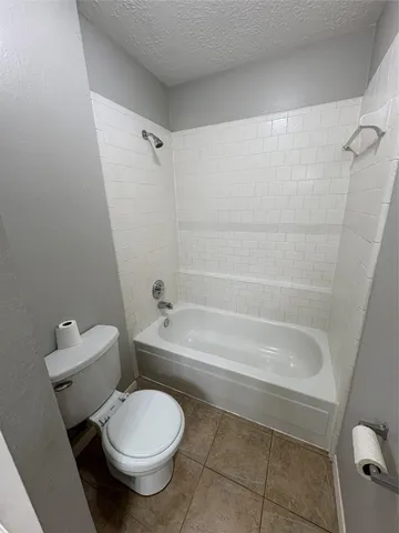 $1,850 | 1014 Stoneleigh Court, Tomball, TX 77375