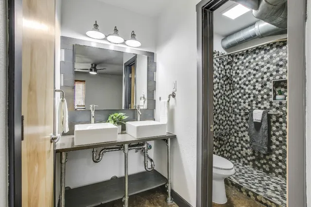 $180,000 | 2124 Burton Drive, Unit 164, Austin, TX 78741