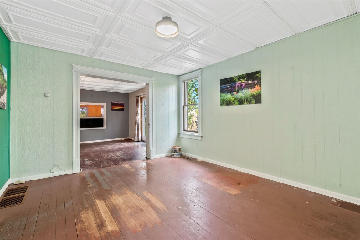 250 South Spruce Street Hayden, CO 81639 - Photo 8 of 46 an empty room with windows and closet