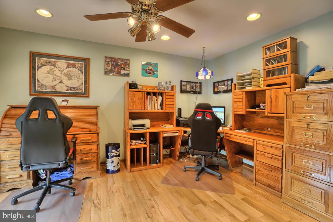 823 Power Road Manheim, PA 17545 - Photo 20 of 66