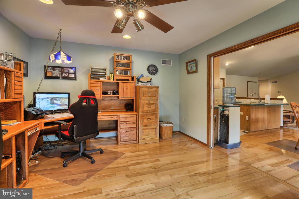 823 Power Road Manheim, PA 17545 - Photo 22 of 66