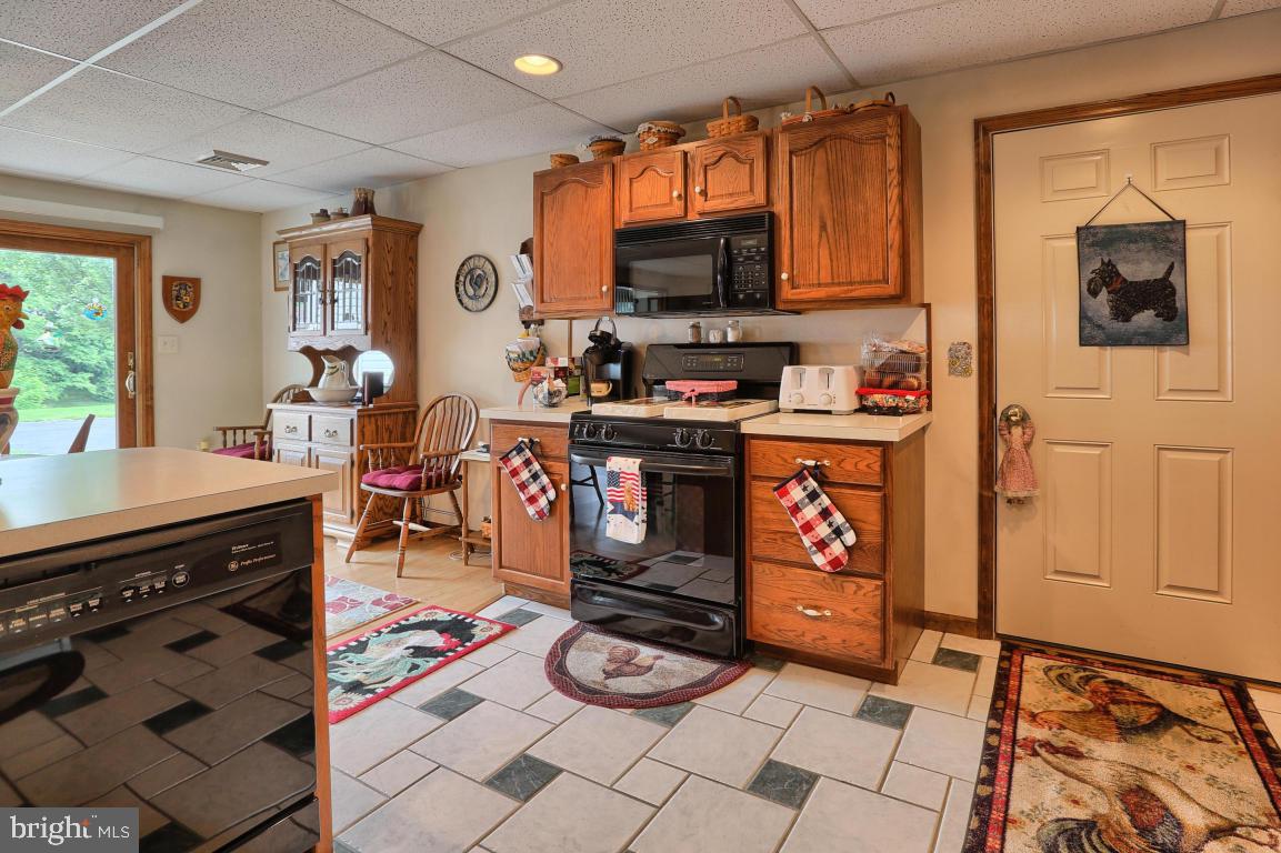 823 Power Road Manheim, PA 17545 - Photo 32 of 66