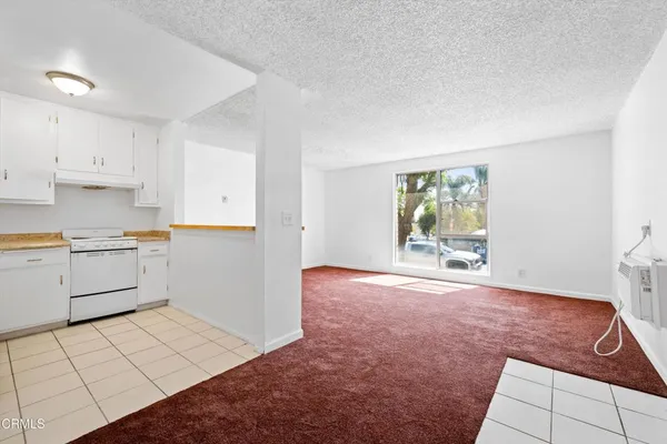 $1,950 | 13040 Dronfield Avenue, Unit 3, Los Angeles, CA 91342