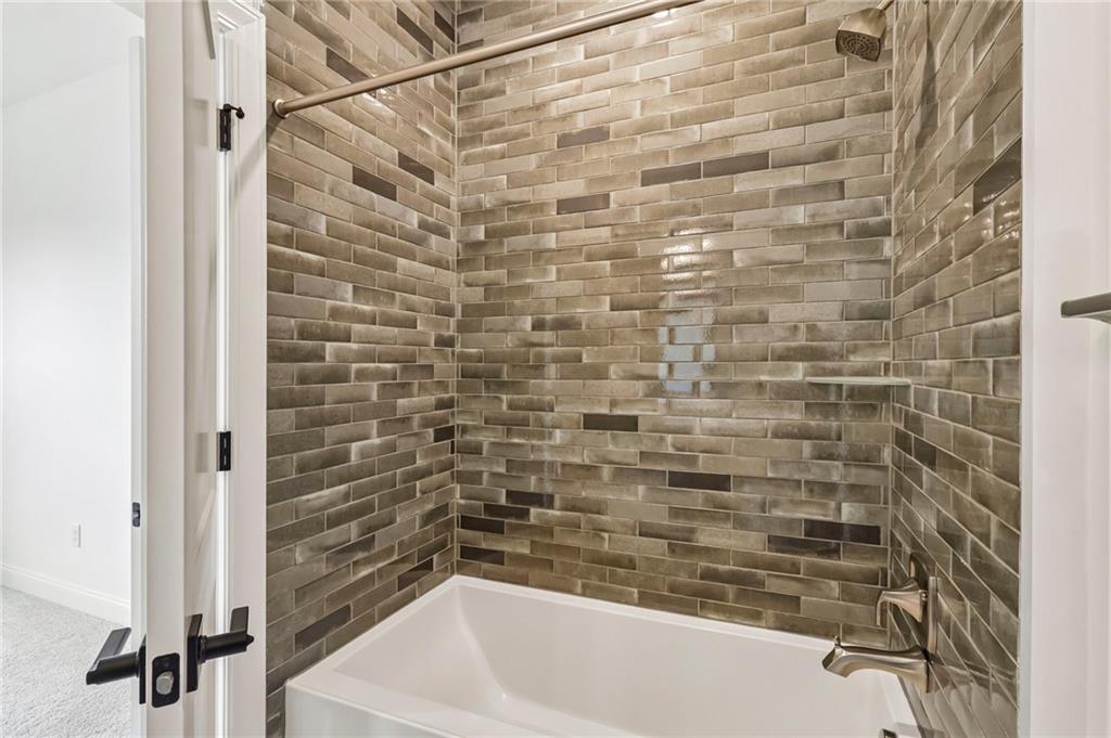 291 McMurray Road Pittsburgh, PA 15241 - Photo 17 of 23 Gallery Image 17