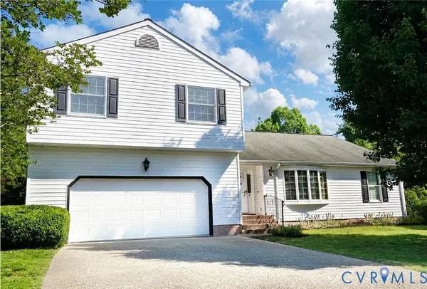 $475,000 | 5 Jamesview Circle, Smithfield, VA 23430