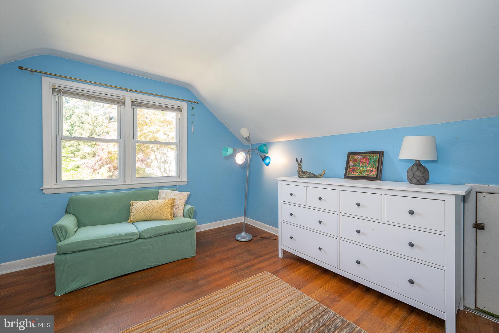 306 Prichard Lane Wallingford, PA 19086 - Photo 20 of 29 Spacious Second Bedroom