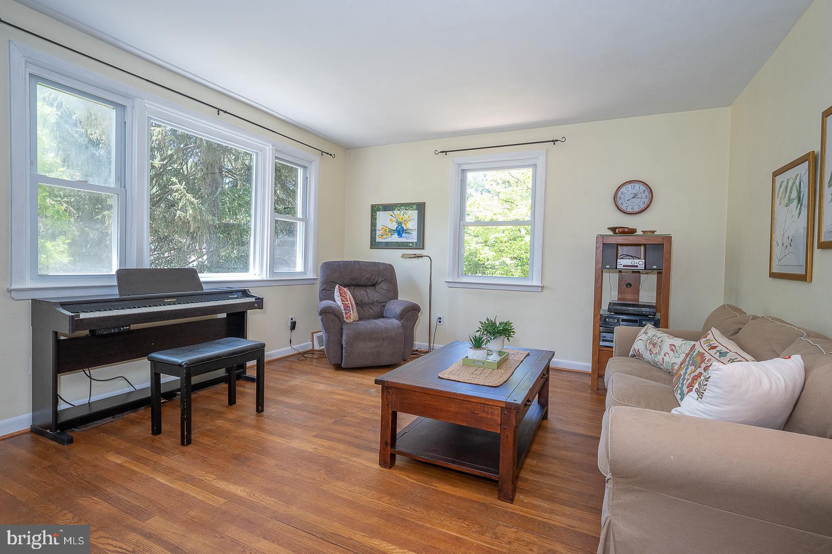 306 Prichard Lane Wallingford, PA 19086 - Photo 4 of 29 Living Room with Hardwood Floors